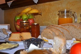 Anatoli Labreon Guesthouse - Apartments