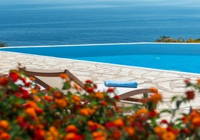 Blue Caves Villas