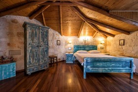 Nobelos Seaside Lodge