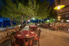 Nobelos Seaside Lodge