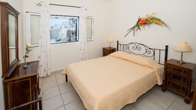 Erietta Luxury Apartments