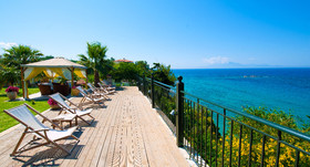Erietta Luxury Apartments