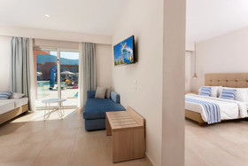 Alykanas Village Hotel