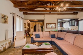 Villa Froso