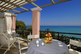 Calypso Suites & Villas Zakynthos