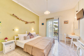 Panorama Studios & Apartments