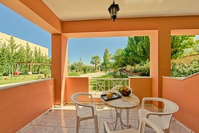 Remezzo Studios & Apartments