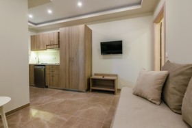 Remezzo Studios & Apartments