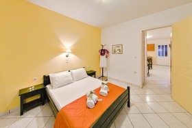 Remezzo Studios & Apartments