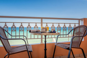 Anemona Beach Hotel