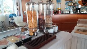Anemona Beach Hotel