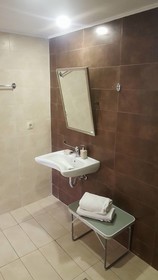 Iniohos Hotel
