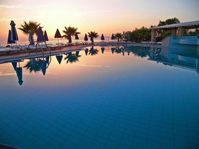 Boletsos Beach Holiday Resort