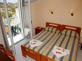 Captains Hotel