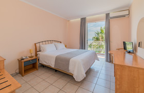 Xenos Kamara Beach Hotel