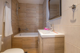 Aeolos Boutique Hotel & Suites