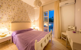 Aeolos Boutique Hotel & Suites