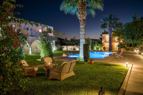 Aeolos Boutique Hotel & Suites