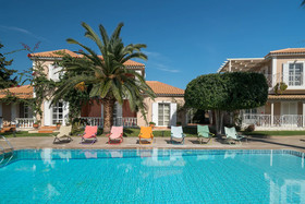 Aeolos Boutique Hotel & Suites