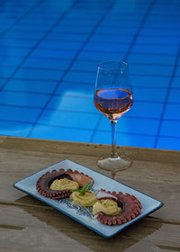 Aeolos Boutique Hotel & Suites