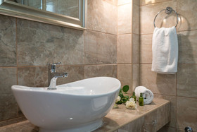 Aeolos Boutique Hotel & Suites