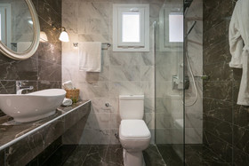 Aeolos Boutique Hotel & Suites