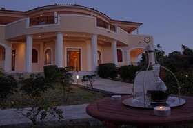 Anagenessis Suites & Spa Resort