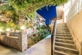 Athina Apartments