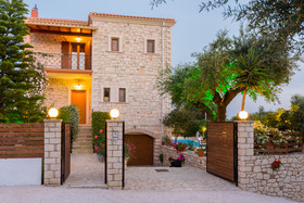 Dreamland Villas