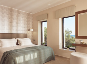 Golden Sun Hotel