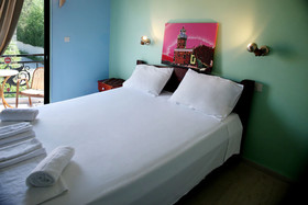 Plubis Studios & Apartments