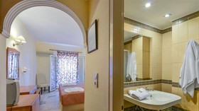 Venus Hotel