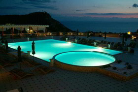 Comer Ionian Palace