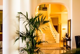 Comer Ionian Palace