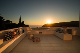 Kalas Residence