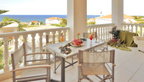 Belussi Beach Hotel & Suites