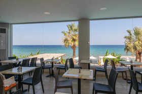 Belussi Beach Hotel & Suites