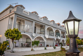 Brunswick Villa Complex