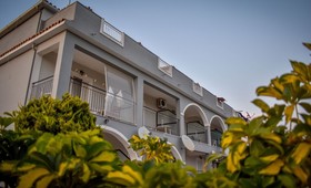 Brunswick Villa Complex