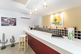 Cactus Hotel