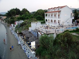 Denise Beach Hotel