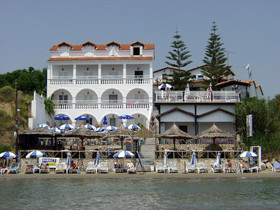 Denise Beach Hotel