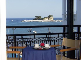 Denise Beach Hotel