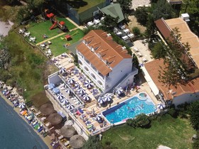 Denise Beach Hotel