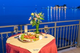 Denise Beach Hotel