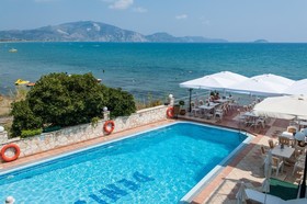 Denise Beach Hotel