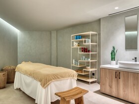 Domes Aulus Zante, Autograph Collection