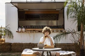 Domes Aulus Zante, Autograph Collection