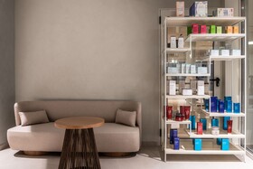 Domes Aulus Zante, Autograph Collection