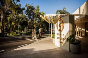 Domes Aulus Zante, Autograph Collection